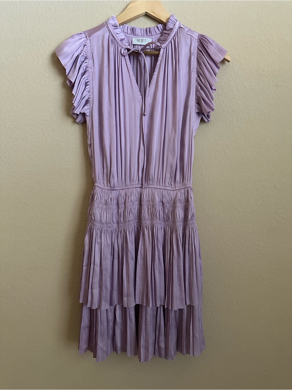 Reset Lavender Ruffle-Sleeve Tiered Dress Size S